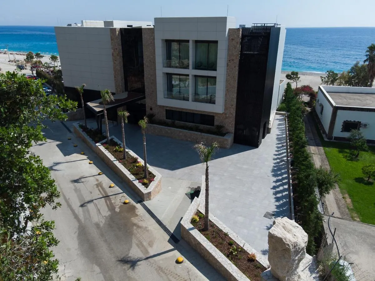 Nassau Hotel Dhërmi